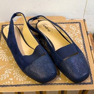 Trotters Navy Textured Slingback Flats